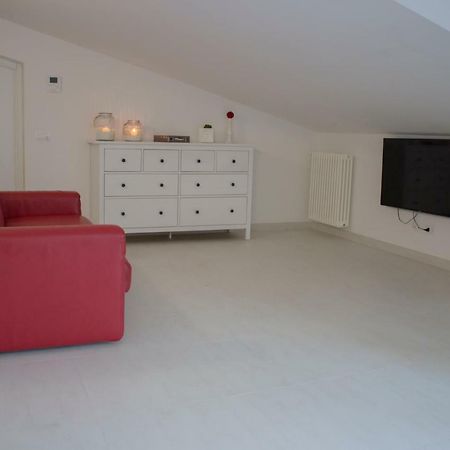 カステッランマーレ・デル・ゴルフォDuchessa Houseアパートメント エクステリア 写真