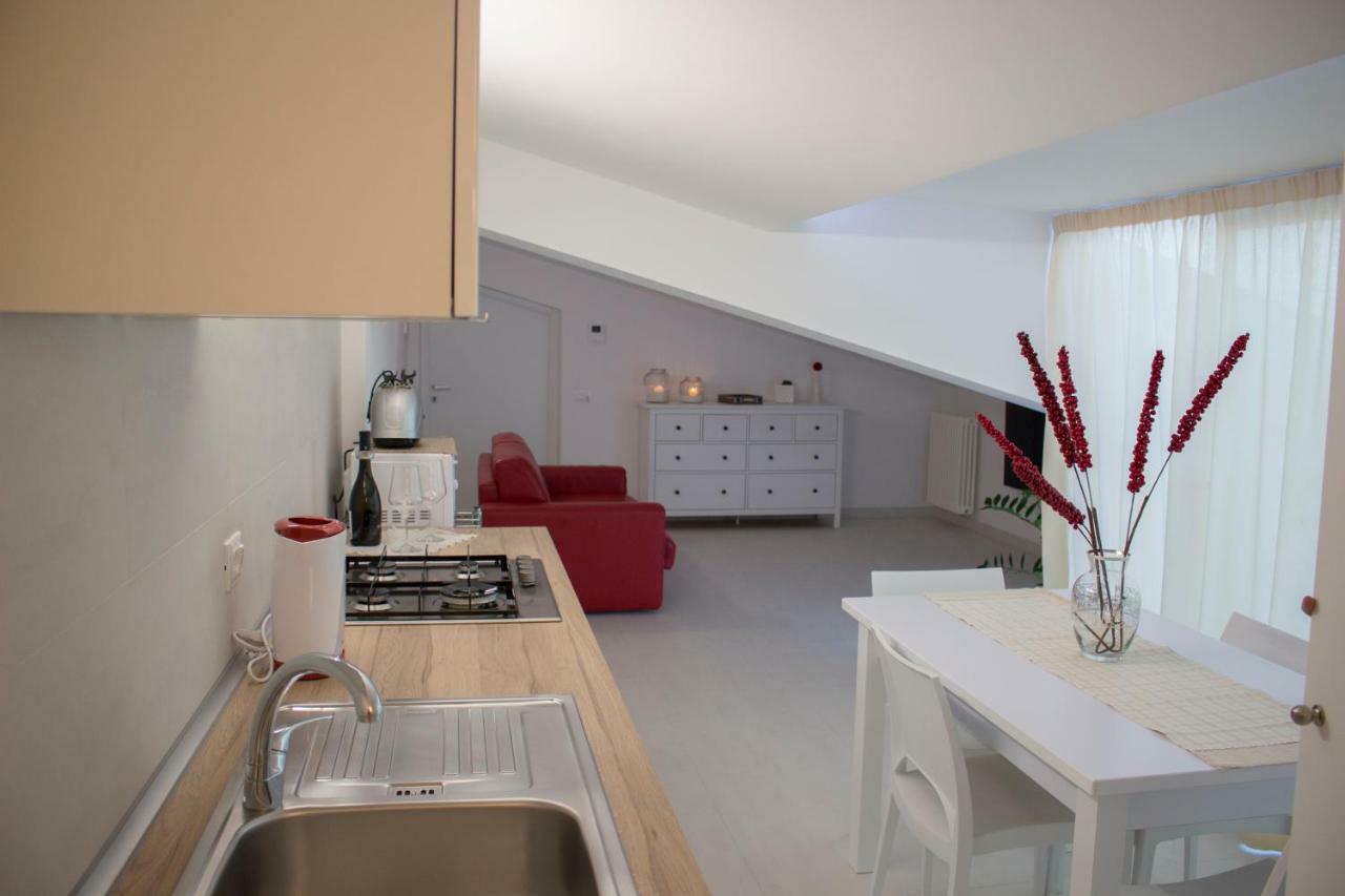 カステッランマーレ・デル・ゴルフォDuchessa Houseアパートメント エクステリア 写真